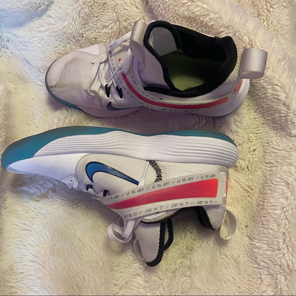 volleyball shoes